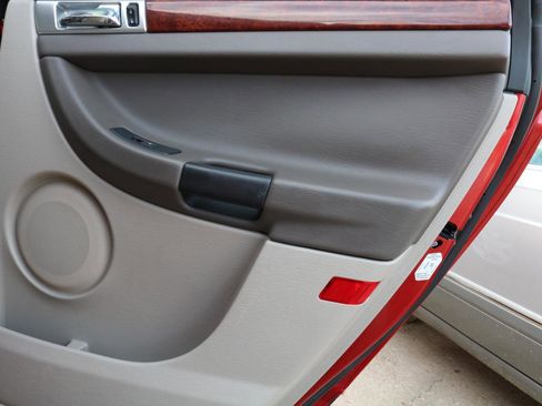 Used 2004 Chrysler Pacifica AWD image 37