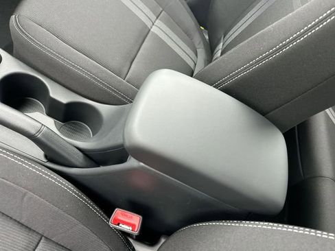 New 2025 Hyundai Venue SEL image 24