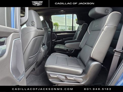 Certified 2026 Cadillac Escalade Sport w/ LPO, ONYX Package AWD/4WD image 25