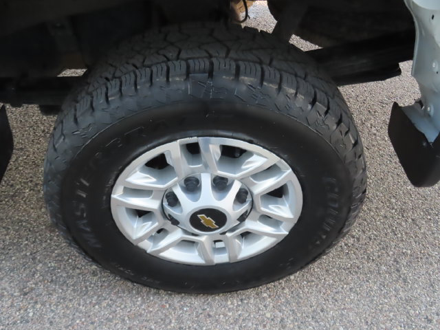 Used 2025 Chevrolet Silverado 2500 LT w/ Safety Package AWD/4WD image 16