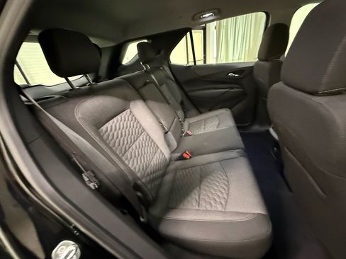 Used 2018 Chevrolet Equinox LT FWD image 21