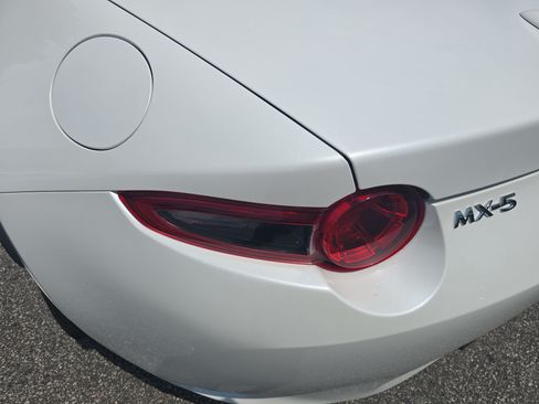 Used 2023 MAZDA MX-5 Miata Grand Touring RWD image 29