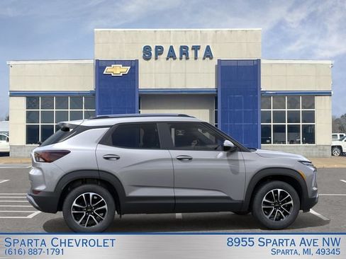 New 2026 Chevrolet TrailBlazer LT w/ Convenience Package AWD/4WD image 5