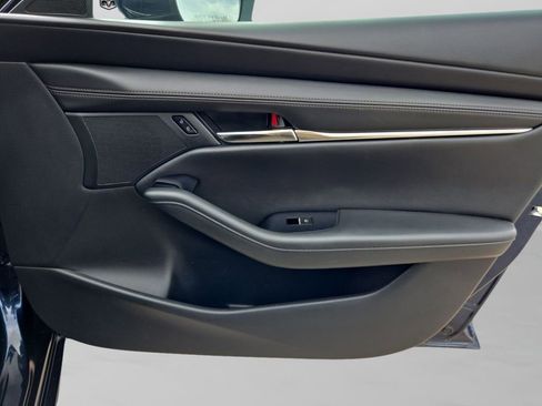 Used 2023 MAZDA MAZDA3 s image 16