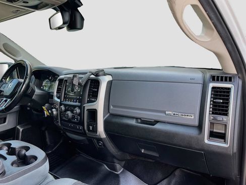 Used 2019 RAM 1500 Big Horn AWD/4WD image 27