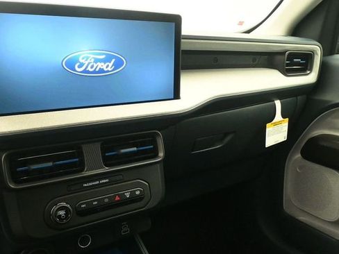 New 2026 Ford Maverick XLT image 11