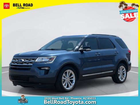 Used 2018 Ford Explorer XLT w/ Equipment Group 202A FWD image 1