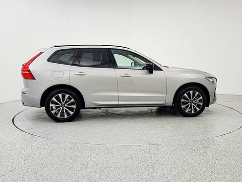 Certified 2025 Volvo XC60 B5 Plus AWD/4WD image 4