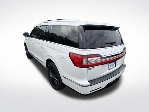 Used 2021 Lincoln Navigator L Reserve AWD/4WD image 4