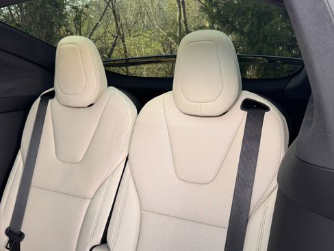 Used 2023 Tesla Model X image 53