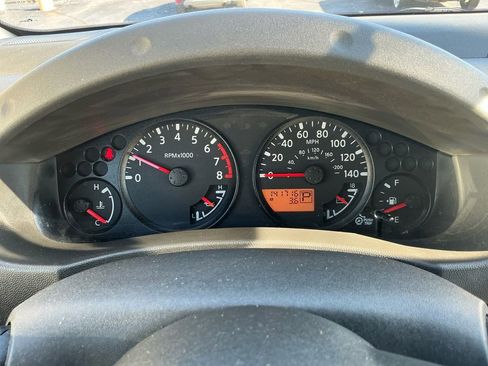 Used 2010 Nissan Frontier SE w/ SE Value Truck Pkg image 19