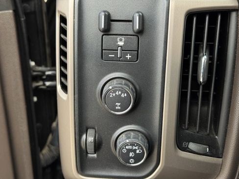 Used 2017 GMC Sierra 2500 Denali w/ Duramax Plus Package image 20