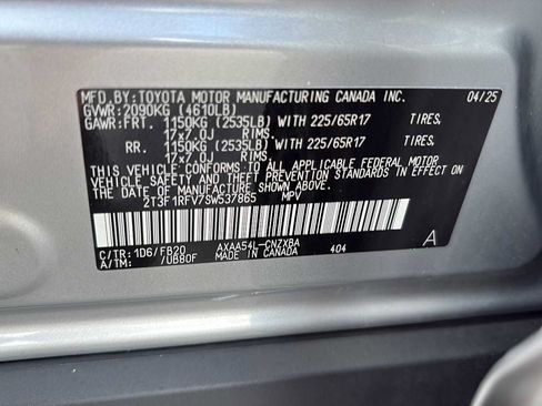 Used 2025 Toyota RAV4 LE AWD/4WD image 15