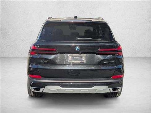 Used 2026 BMW X5 xDrive40i w/ Climate Comfort Package AWD/4WD image 8