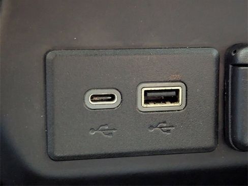 Used 2021 Chevrolet Silverado 1500 RST w/ Convenience Package II image 16