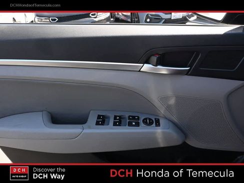 Used 2020 Hyundai Elantra Value Edition image 16