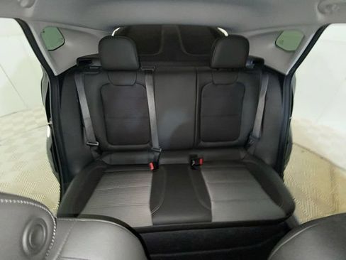 Used 2024 Chevrolet Trax LT w/ Driver Confidence Package FWD image 10