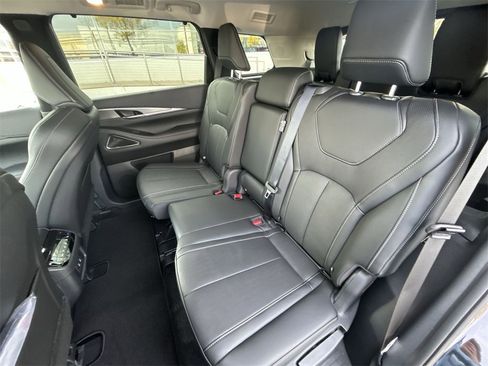 New 2026 INFINITI QX60 Luxe w/ Cargo Package image 13