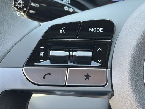 New 2026 Hyundai Elantra SEL Sport FWD image 19