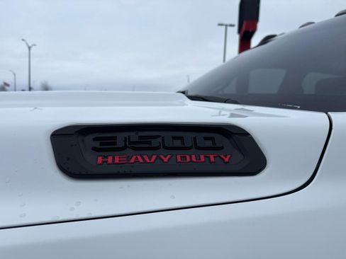 Used 2019 RAM 3500 Laramie image 11