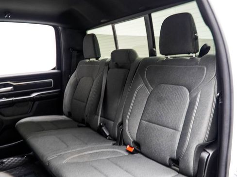Used 2022 RAM 1500 Big Horn AWD/4WD image 38