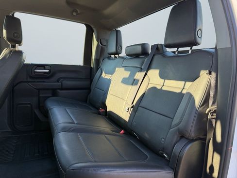 Used 2020 Chevrolet Silverado 2500 W/T w/ WT Fleet Convenience Package image 11