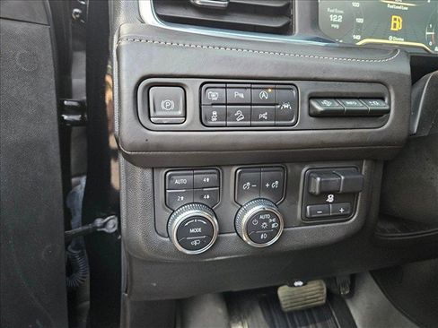 Used 2023 GMC Yukon Denali Ultimate w/ LPO, Floor Liner Package AWD/4WD image 28