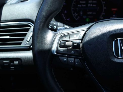 Used 2018 Honda Accord Sport image 22