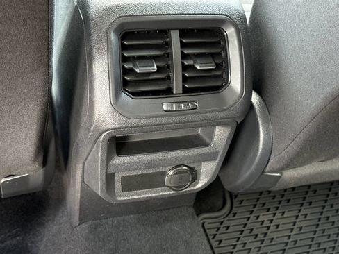 Used 2022 Volkswagen Tiguan S FWD image 12