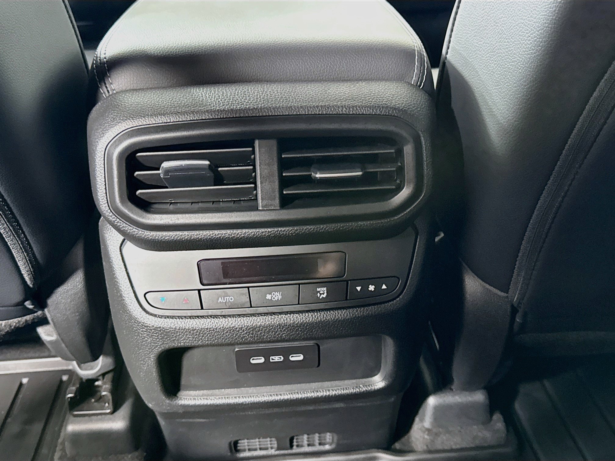 Used 2025 Honda Pilot EX-L image 23