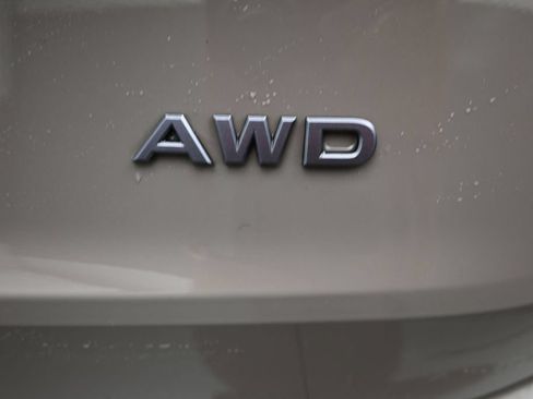Used 2025 Nissan Rogue SV AWD/4WD image 11