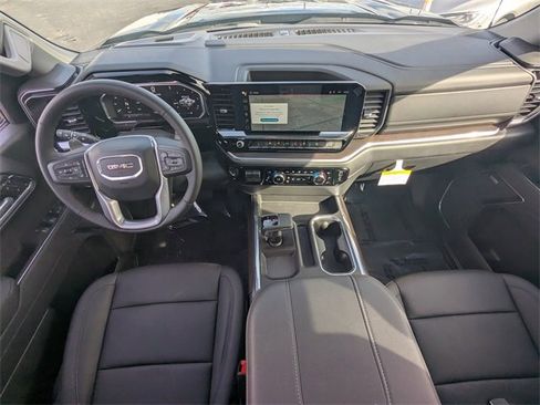 New 2026 GMC Sierra 1500 SLT image 15