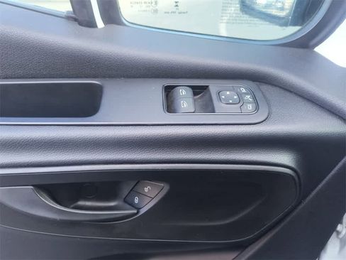 Used 2023 Mercedes-Benz Sprinter 2500 image 13