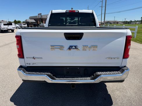Used 2025 RAM 1500 Lone Star AWD/4WD image 3