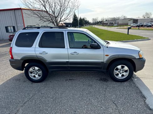 Used 2003 MAZDA Tribute LX image 4