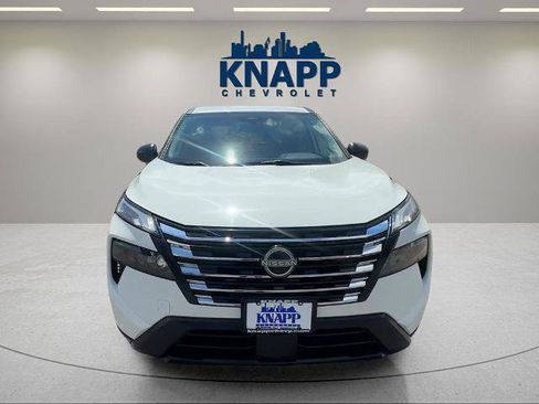 Used 2024 Nissan Rogue S FWD image 1