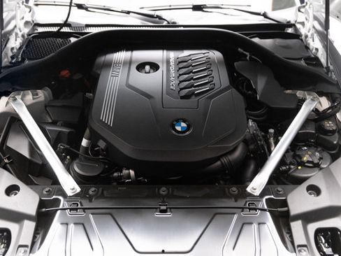 Used 2025 BMW Z4 M40i w/ Edition image 53
