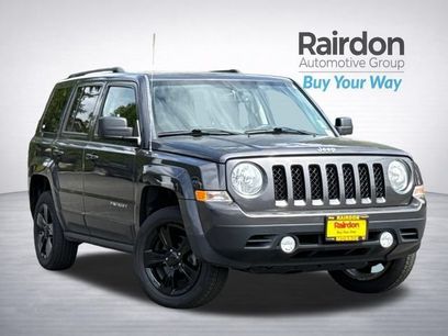 Used 2014 Jeep Patriot Latitude w/ Sun/Sound Group