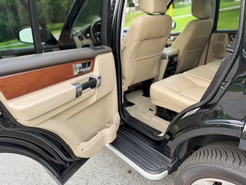 Used 2016 Land Rover LR4 HSE Silver Edition AWD/4WD image 63