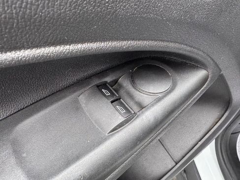 Used 2016 Ford Transit Connect XL image 13