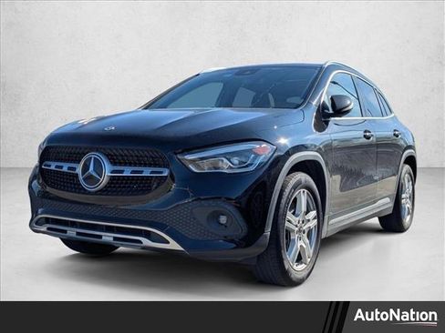 Used 2022 Mercedes-Benz GLA 250 4MATIC image 1