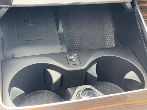 Used 2024 BMW X5 xDrive50e w/ M Sport Package image 28