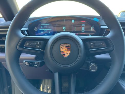 New 2026 Porsche Macan 4 Electric image 27