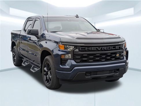 Used 2023 Chevrolet Silverado 1500 Custom image 8