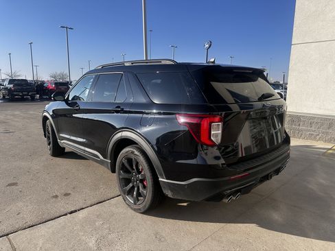 Used 2022 Ford Explorer ST w/ Equipment Group 401A image 3