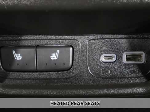 Used 2020 Cadillac XT4 Premium Luxury w/ Cold Weather Package image 10