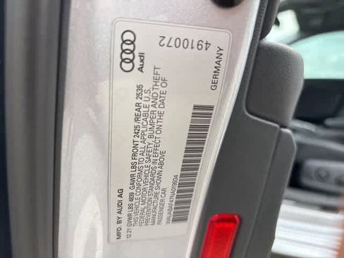 Used 2022 Audi A4 2.0T Premium w/ Convenience Package image 21