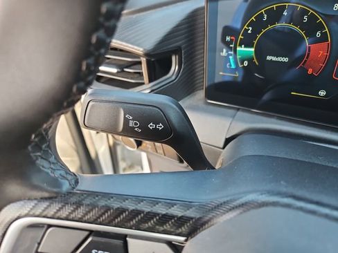 Used 2024 Ford Mustang Convertible image 21