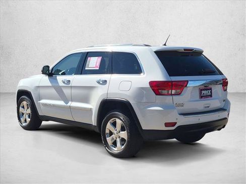 Used 2013 Jeep Grand Cherokee Limited w/ Luxury Group II AWD/4WD image 22