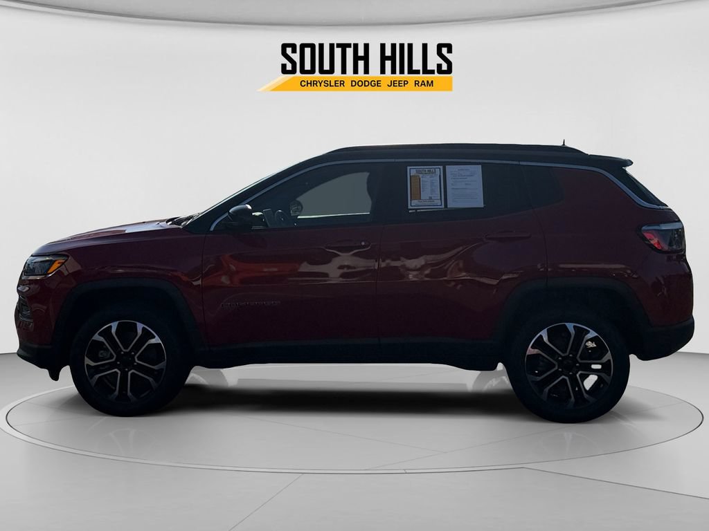 Used 2023 Jeep Compass Limited w/ Sun and Sound Group AWD/4WD image 2